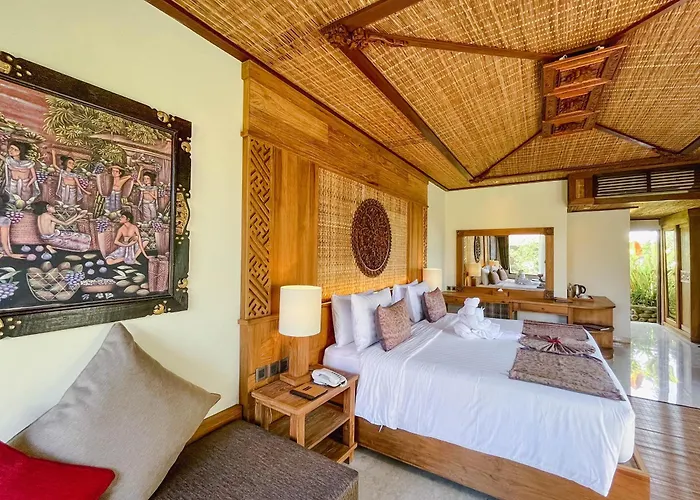 Sakti Garden & 4*