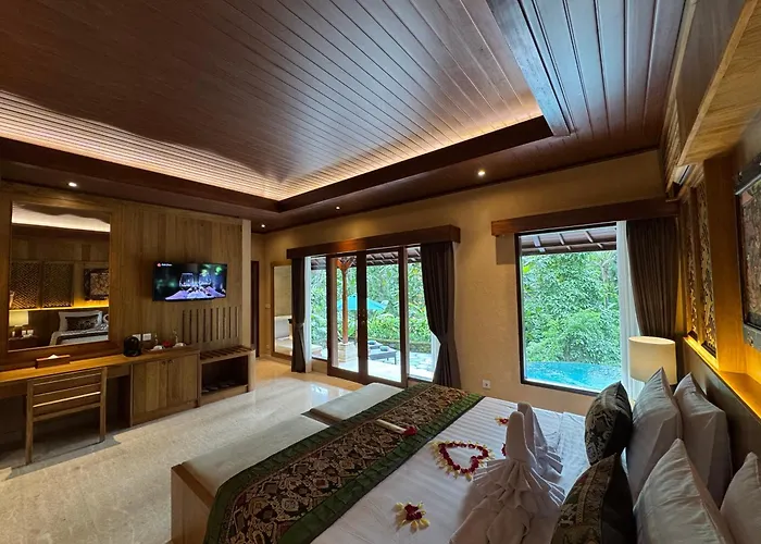 Sakti Garden & リゾート 4*