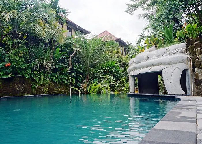 Sakti Garden & 4*
