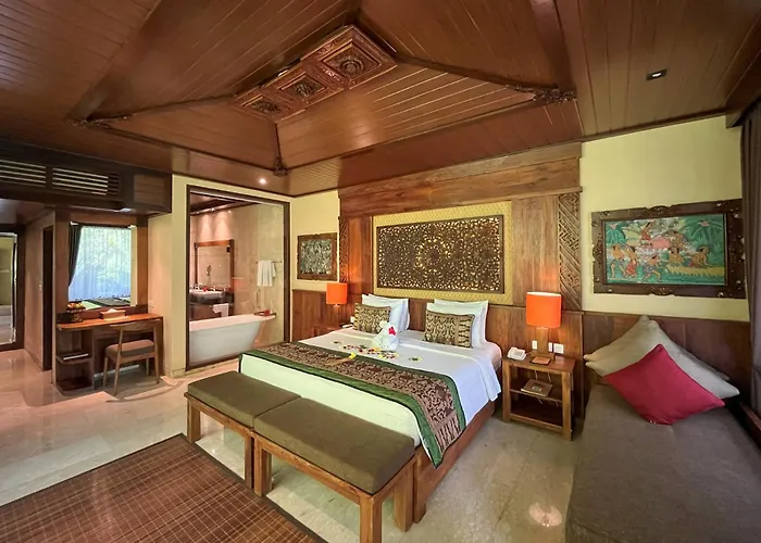 Sakti Garden & 4*